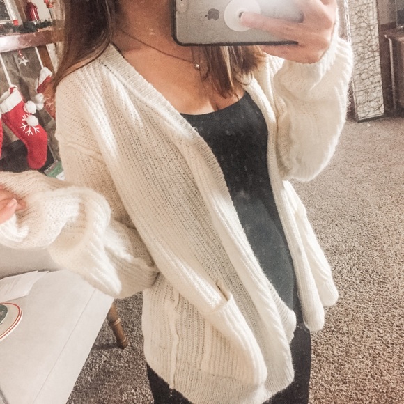 Alabaster Cloud Nine Cardigan - Picture 2 of 7